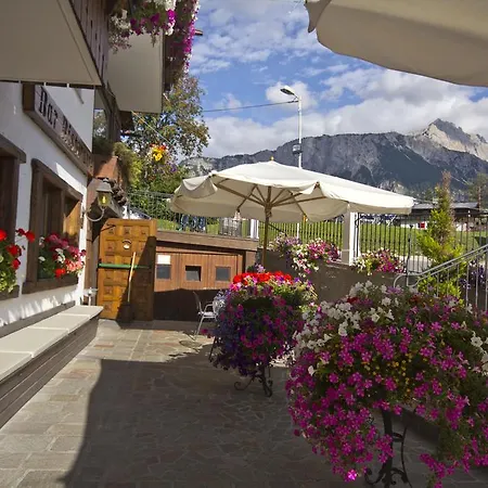 Barisetti Sport Hotel